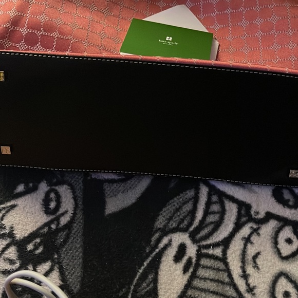Authentic Kate Spade Signature Tote - Picture 10 of 11